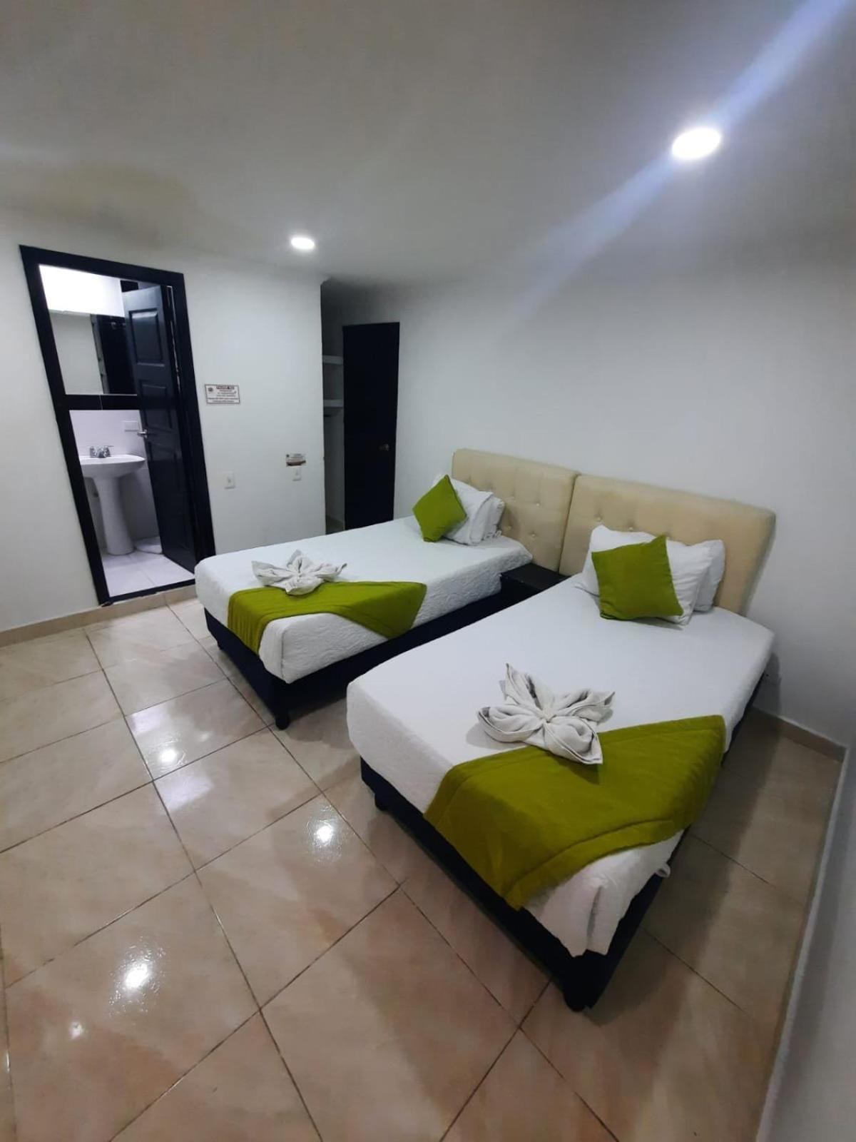 בוגוטה Hotel Zafiro Boutique מראה חיצוני תמונה
